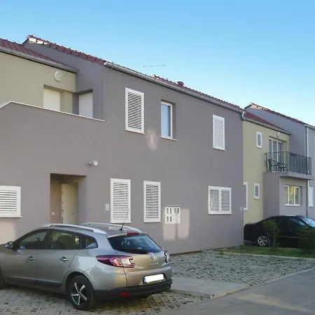 Apartmán Holiday Adria Nest Privlaka - Cdn02132-dya *